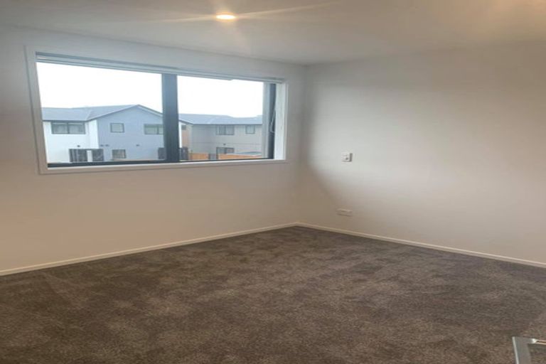 Photo of property in 3/25 Hargest Crescent, Sydenham, Christchurch, 8023