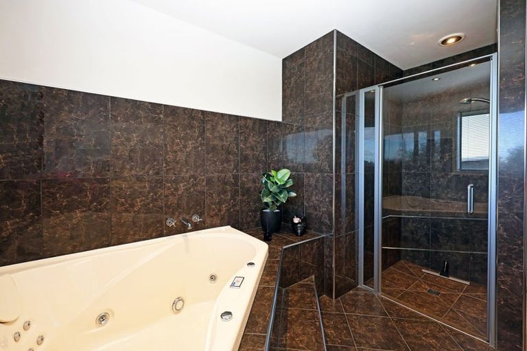 Photo of property in 21 North Ridge Drive, Oamaru North, Oamaru, 9400