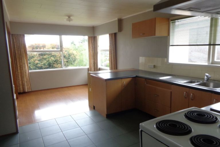 Photo of property in 168 Don Buck Road, Massey, Auckland, 0614