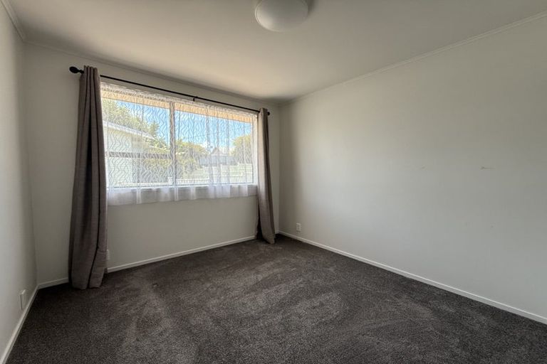Photo of property in 1/9 Opua Street, Belmont, Auckland, 0622