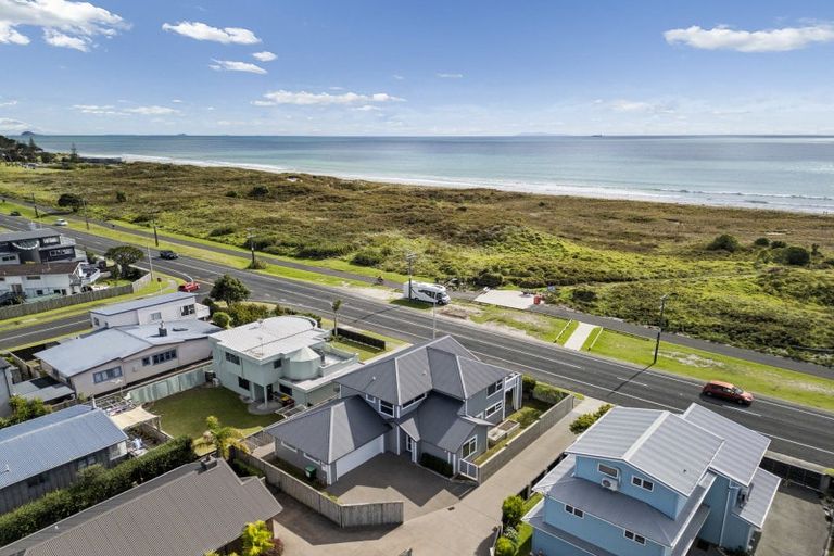 Photo of property in 606a Papamoa Beach Road, Papamoa Beach, Papamoa, 3118