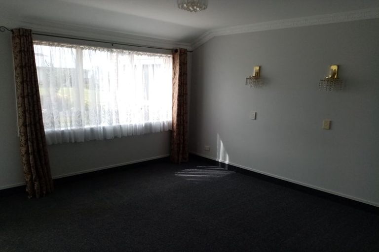 Photo of property in 1 Lochinver Drive, Nawton, Hamilton, 3200