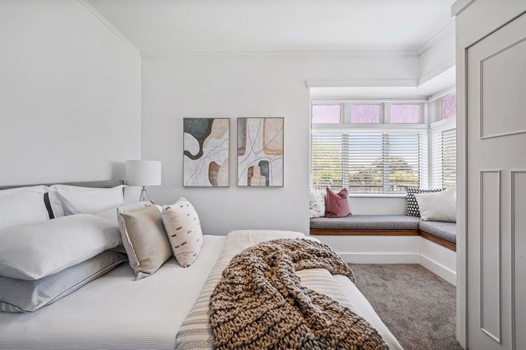 Photo of property in 1/35 Nile Road, Milford, Auckland, 0620