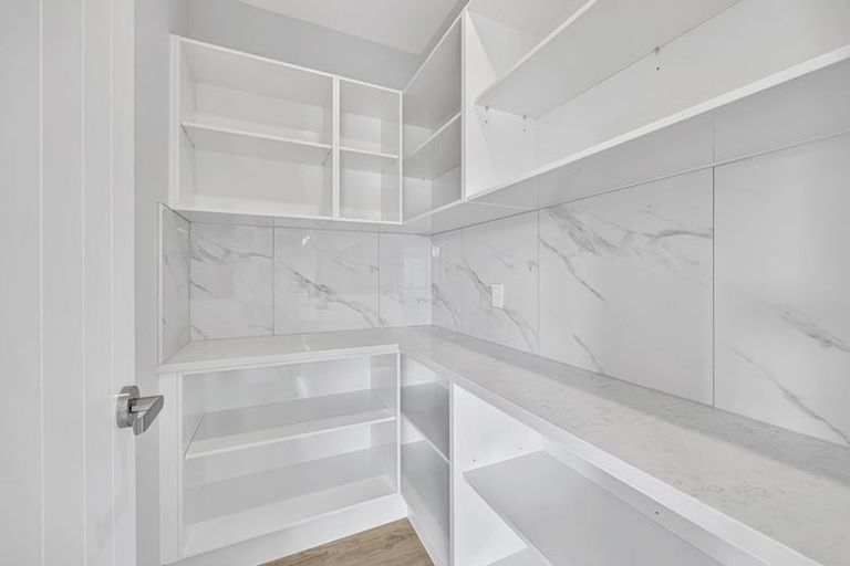 Photo of property in 24 Booker Drive, Tuakau, 2121