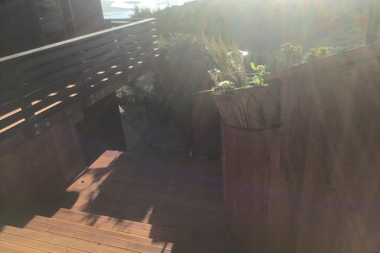 Photo of property in 17 Selleck Street, Mount Pleasant, Christchurch, 8081