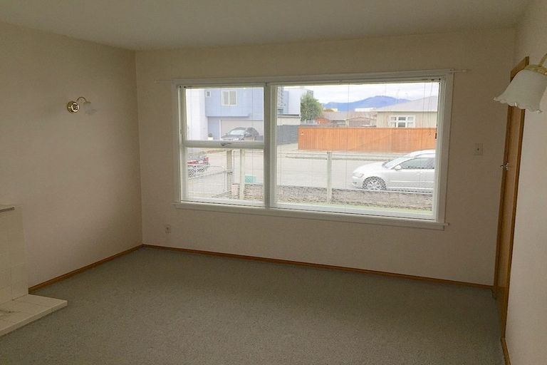 Photo of property in 34 Euston Street, Riccarton, Christchurch, 8041