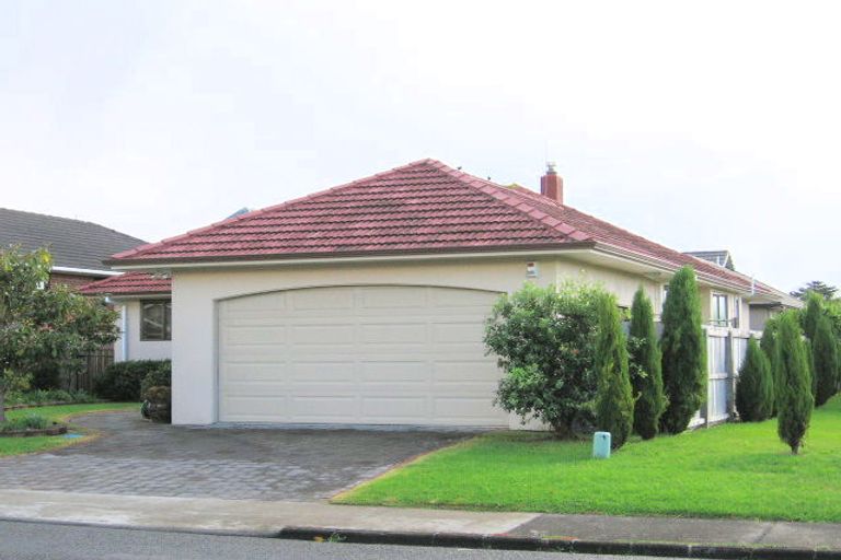 Photo of property in 11a Waller Avenue, Bucklands Beach, Auckland, 2012