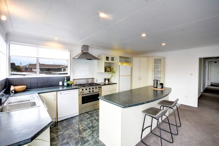 Photo of property in 56 Cutten Street, South Dunedin, Dunedin, 9012