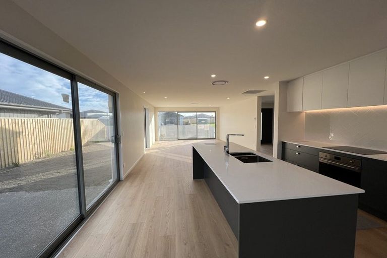 Photo of property in 16 Cork Street, Halswell, Christchurch, 8025