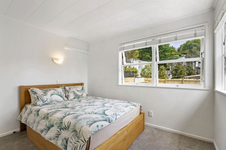 Photo of property in 1/126 Stredwick Drive, Torbay, Auckland, 0630