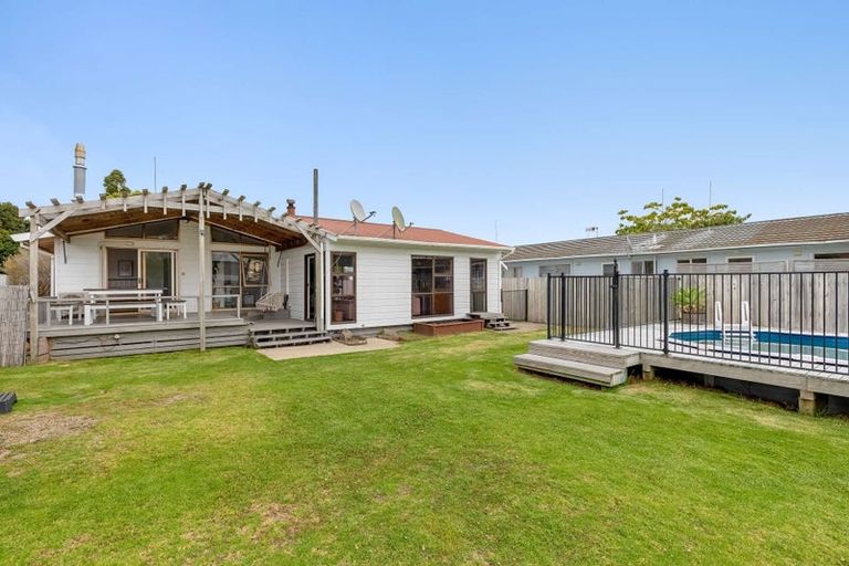 Photo of property in 11 Totara Street, Edgecumbe, 3120