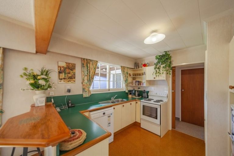 Photo of property in 10 Laurent Place, Greenmeadows, Napier, 4112