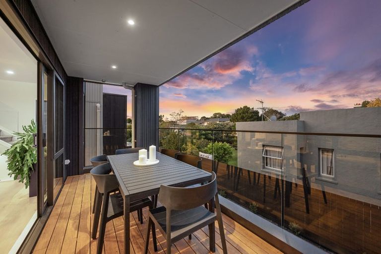 Photo of property in 13c Dominion Street, Takapuna, Auckland, 0622