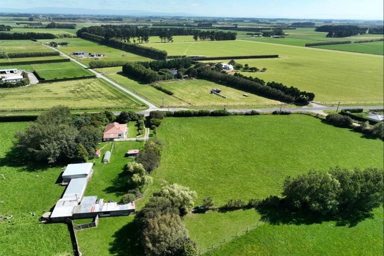 Photo of property in 657 Ryal Bush Wallacetown Road, Wallacetown, Invercargill, 9874