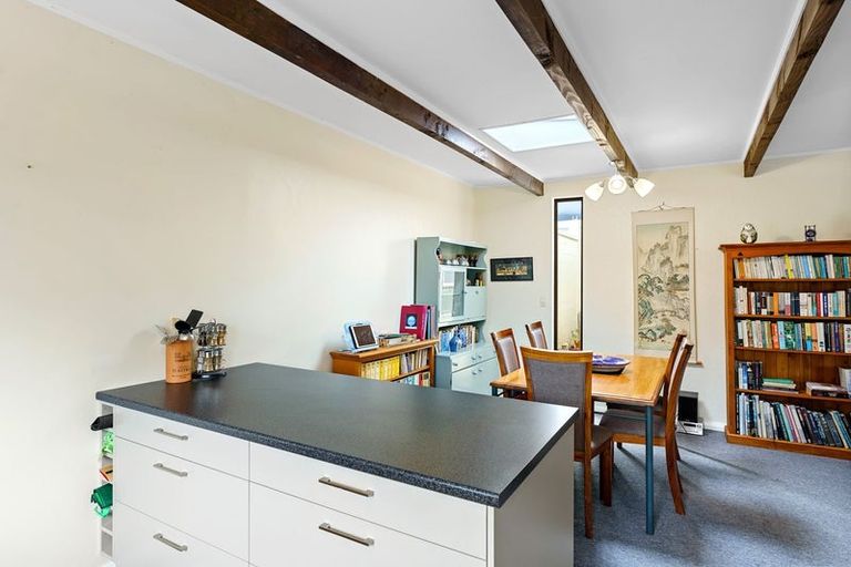 Photo of property in 41 Rimu Street, Waikanae, 5036