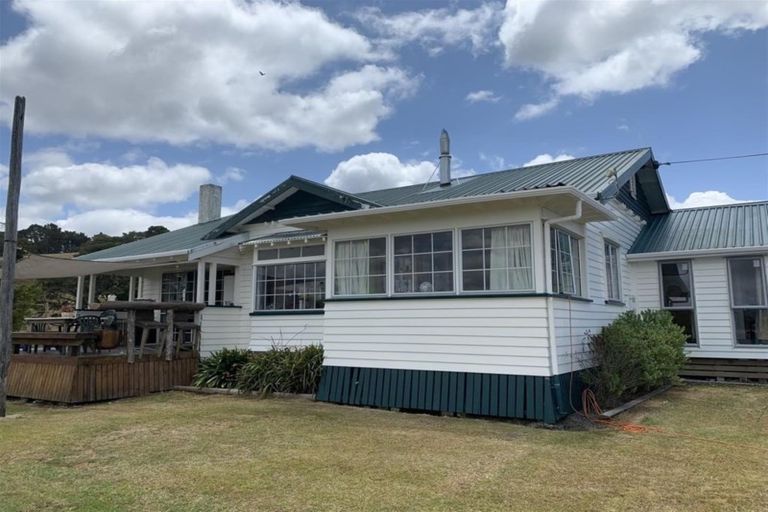 Photo of property in 14 Kaiikanui Road, Opuawhanga, Hikurangi, 0181