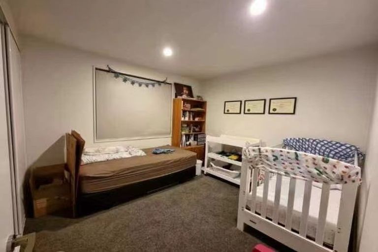 Photo of property in 11 Tangy Loch Lane, Broomfield, Christchurch, 8042