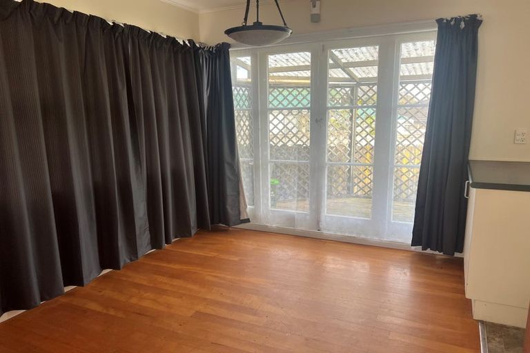 Photo of property in 71a Great South Road, Manurewa, Auckland, 2102