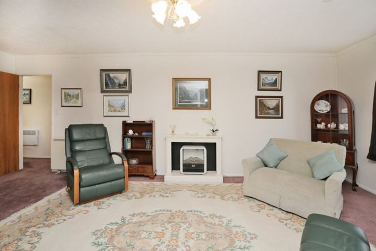 Photo of property in 43 Dublin Street, Windsor, Invercargill, 9810