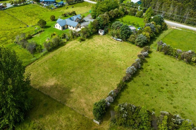 Photo of property in Cowshed Restaurant, 53 Pebblebrooke Road, Mangawhai, 0573