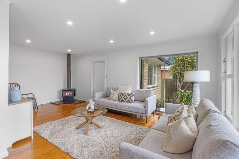 Photo of property in 53 Prestons Road, Redwood, Christchurch, 8051