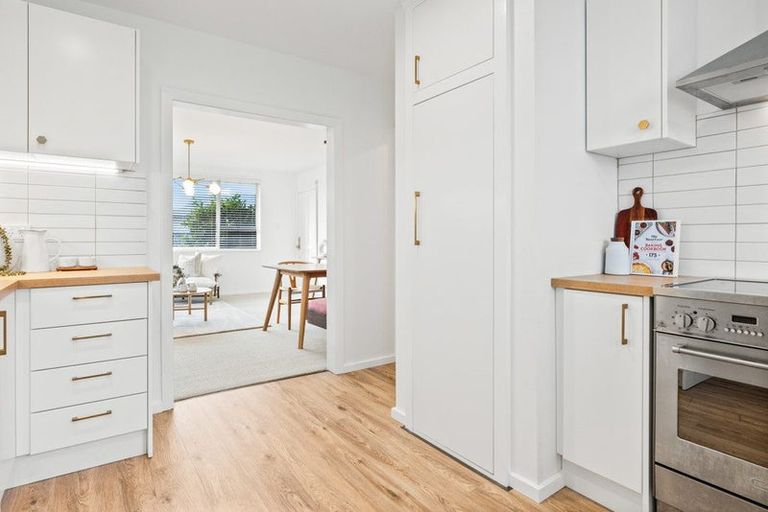 Photo of property in 4/155 Aldwins Road, Phillipstown, Christchurch, 8062