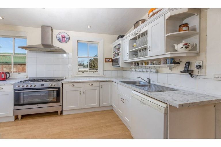 Photo of property in 53 Railway Road, Rangiora, 7400