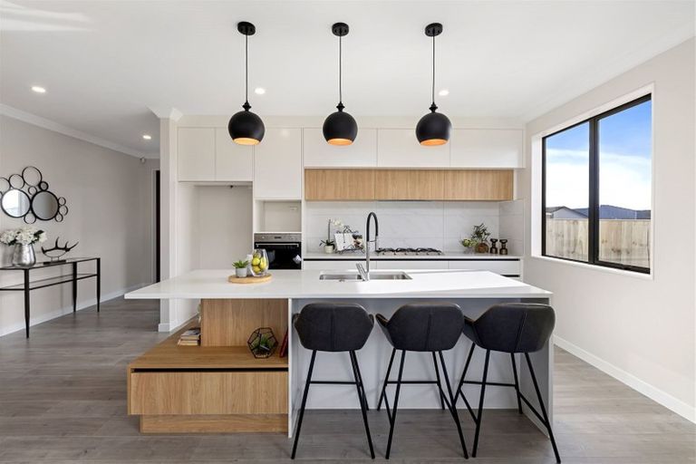 Photo of property in 107 Schoolside Road, Kumeu, 0810