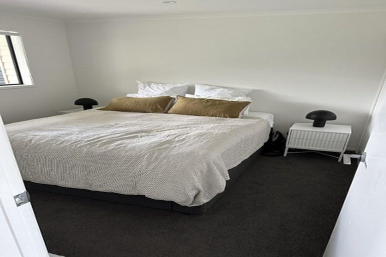 Photo of property in 2/19 Ringi Lane, Orewa, 0931