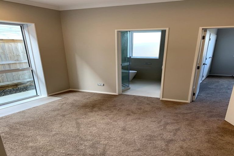 Photo of property in 24 Bruckless Drive, Flat Bush, Auckland, 2019