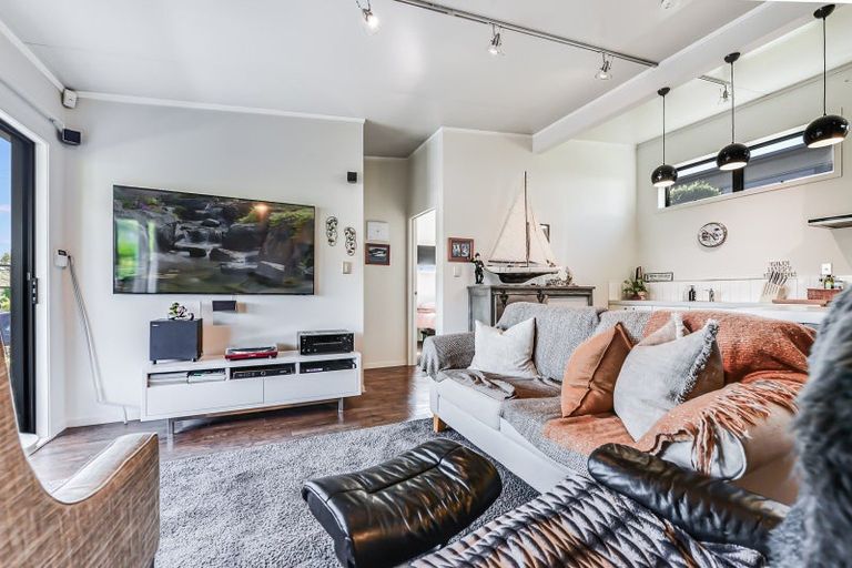 Photo of property in 12 Charles Crescent, Beerescourt, Hamilton, 3200