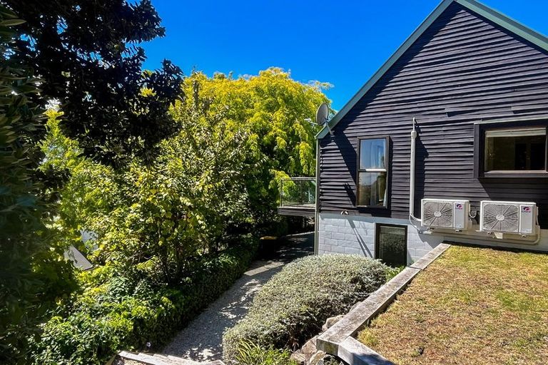 Photo of property in 1/20a Main Road, Mount Pleasant, Christchurch, 8081