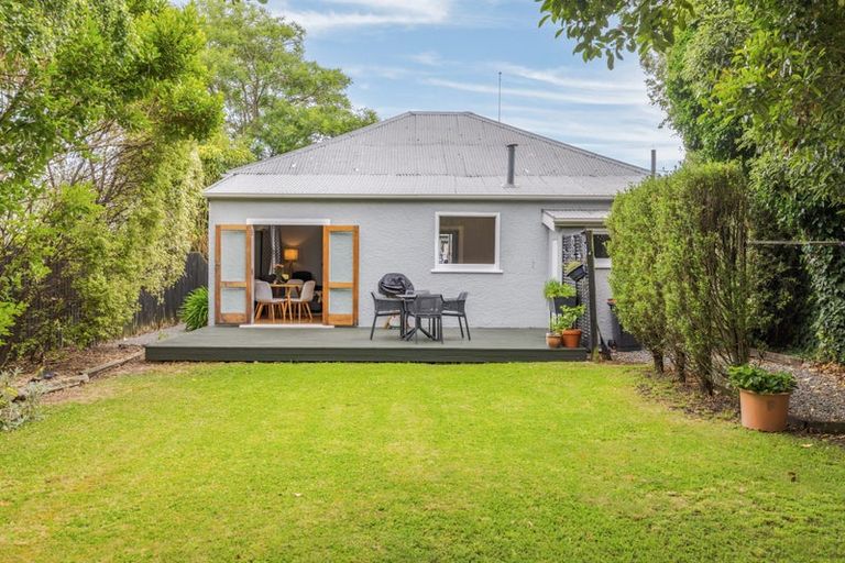 Photo of property in 32 Gibbon Street, Sydenham, Christchurch, 8023