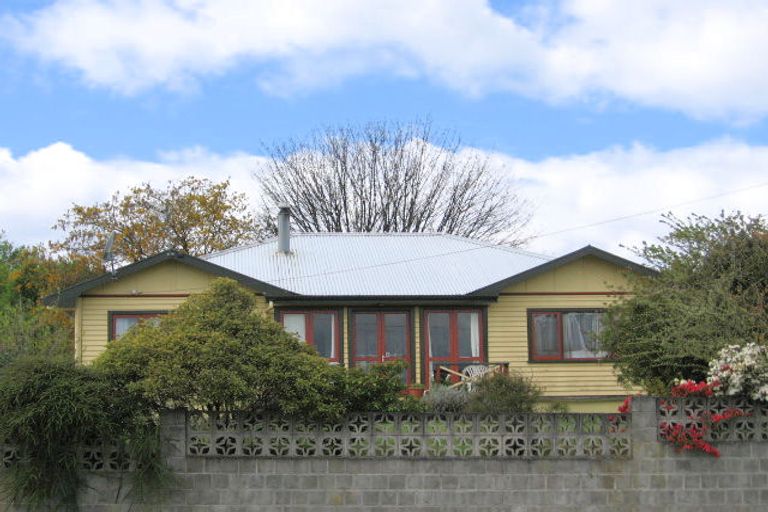 Photo of property in 1/12 Tamatea Road, Taupo, 3330