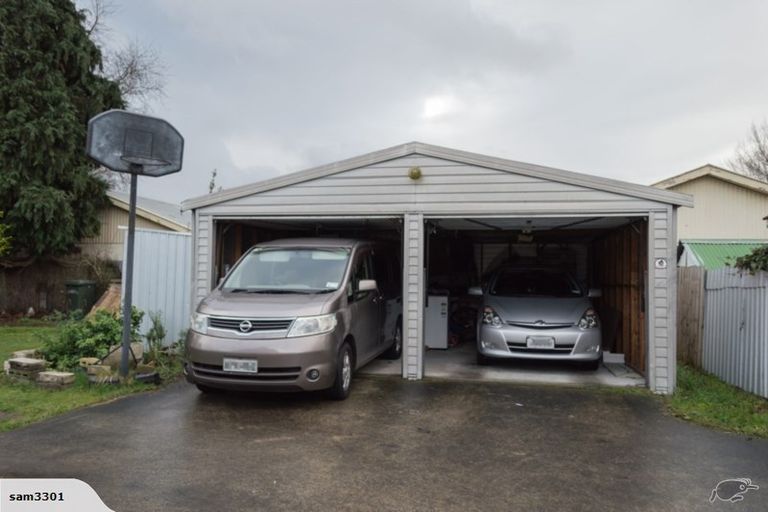 Photo of property in 37 Suva Street, Upper Riccarton, Christchurch, 8041