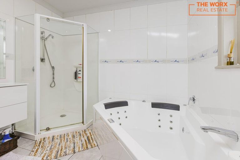 Photo of property in 25a Gray Avenue, Mangere East, Auckland, 2024