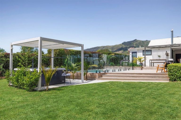 Photo of property in 1 Lansdowne Street, Clifton, Takaka, 7183