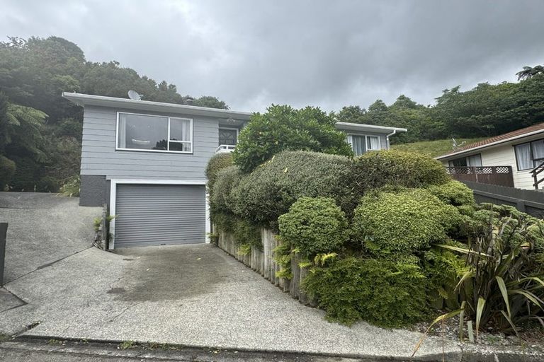 Photo of property in 56 Hathaway Avenue, Karori, Wellington, 6012