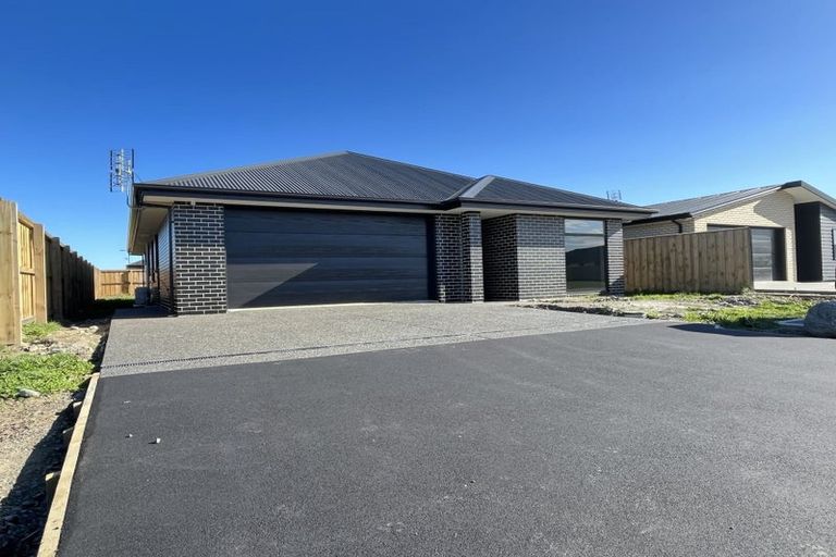 Photo of property in 20 Te Kanawa Lane, Rolleston, 7615