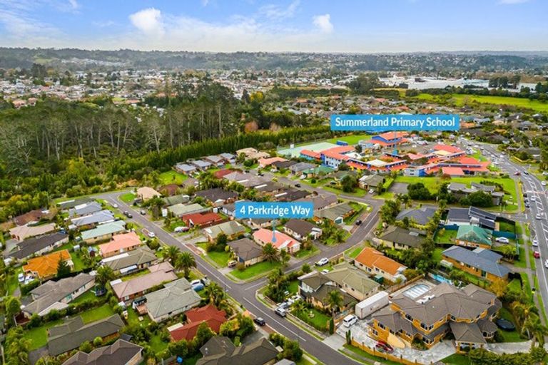 Photo of property in 4 Parkridge Way, Henderson, Auckland, 0612