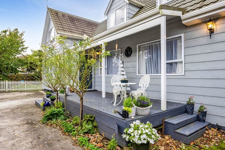 Photo of property in 237a South Road, Hawera, 4610