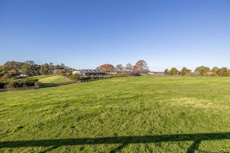 Photo of property in 20a Diamond Lane, Riverhead, 0793