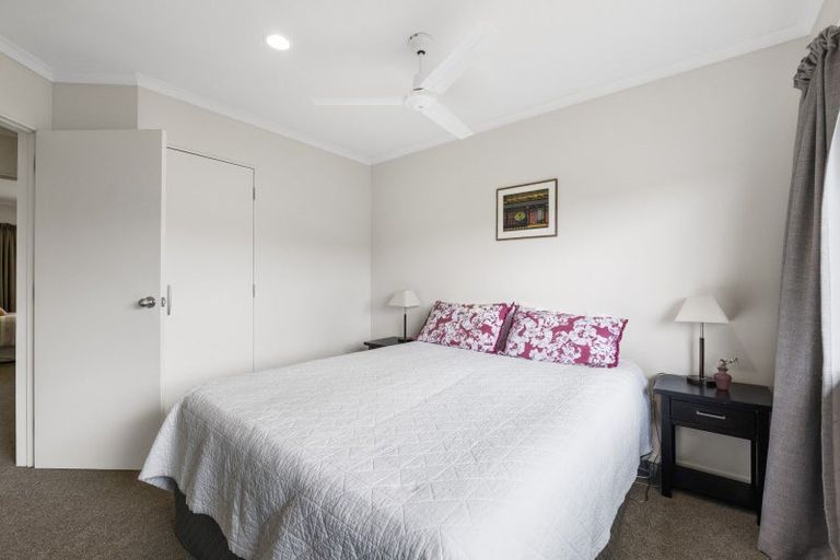 Photo of property in 203 Heta Road, Merrilands, New Plymouth, 4312