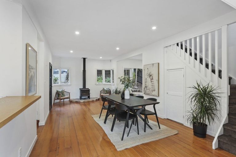 Photo of property in 755 West Coast Road, Oratia, Auckland, 0604