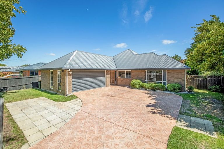 Photo of property in 16 Durrell Way, Rolleston, 7614