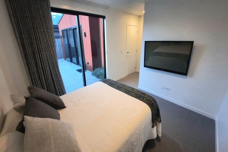 Photo of property in 84 Howden Drive, Jacks Point, 9371