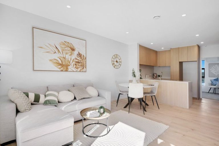 Photo of property in 38b Moore Street, Howick, Auckland, 2014