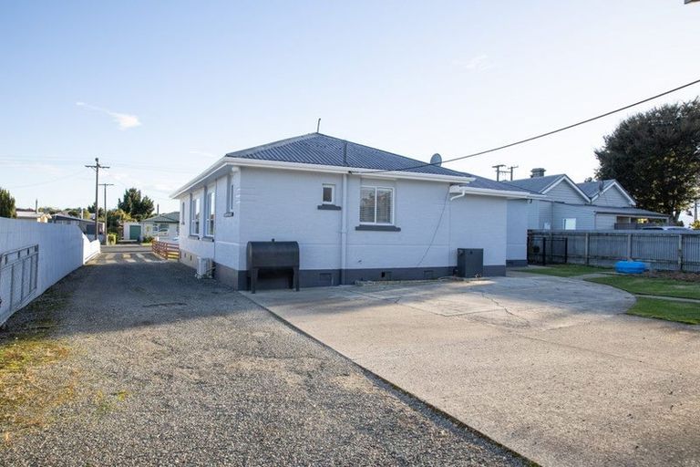 Photo of property in 52 Kitchener Street, Gore, 9710