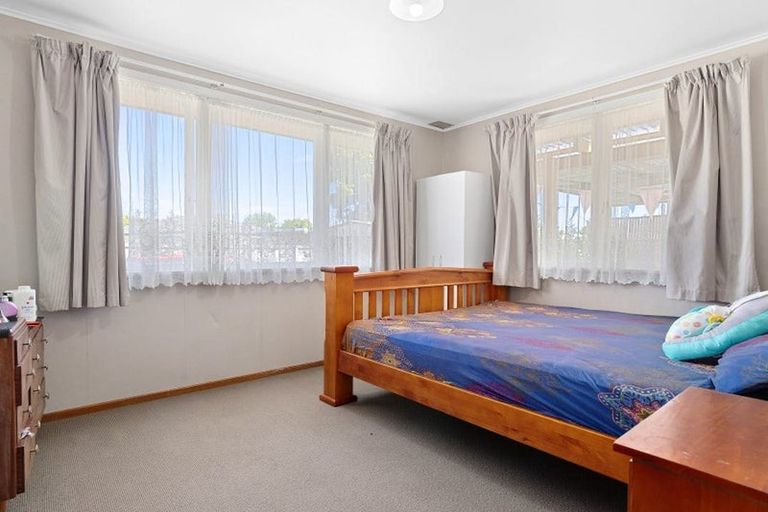 Photo of property in 4 Liston Crescent, Hillcrest, Hamilton, 3216