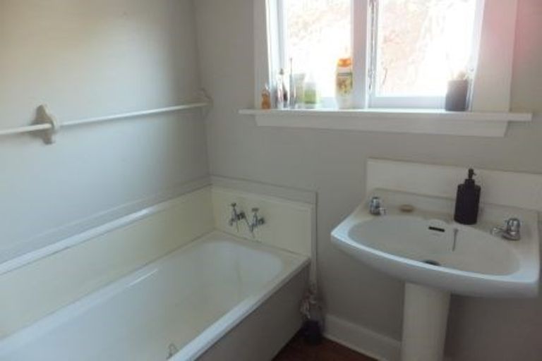 Photo of property in 43 Westholme Street, Strowan, Christchurch, 8052